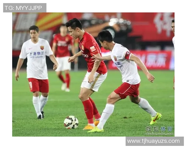 上港与恒大激战正酣2017年7月22日的经典对决回顾